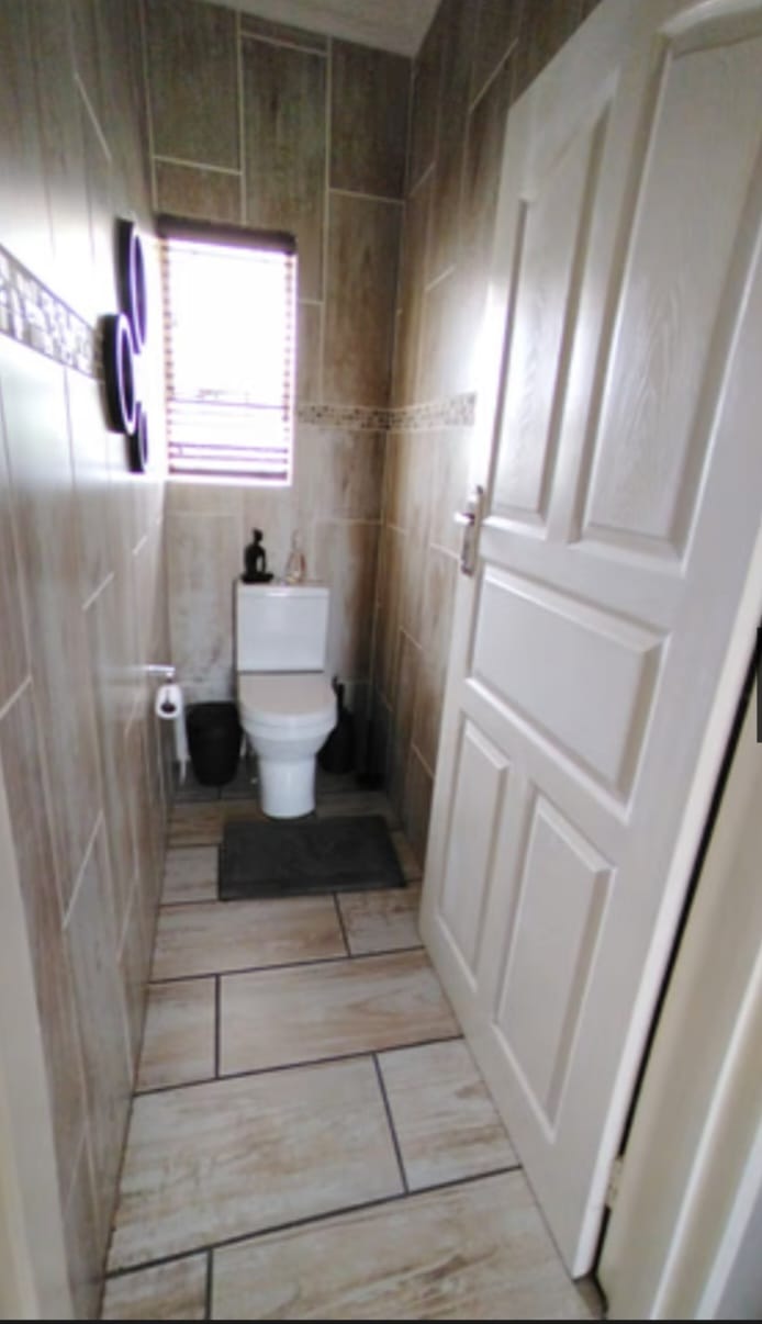 4 Bedroom Property for Sale in Christiana North West